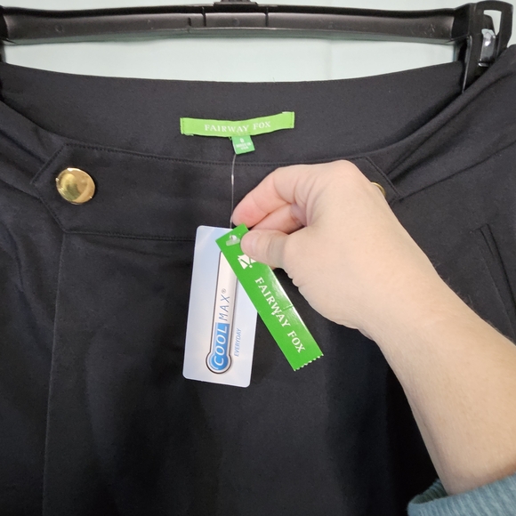 Navy Blue Fairway Fox Brand Golf Skort with Gold Buttons - Picture 7 of 8